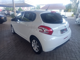 PEUGEOT - 208 - 2014/2014 - Branca - R$ 41.900,00