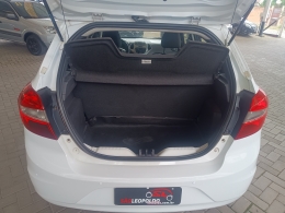 FORD - KA - 2015/2015 - Branca - R$ 39.900,00