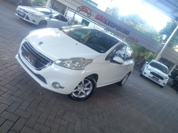PEUGEOT - 208 - 2014/2014 - Branca - R$ 41.900,00