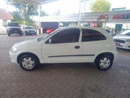 CHEVROLET - CELTA - 2010/2010 - Branca - R$ 21.900,00