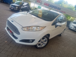 FORD - FIESTA - 2015/2015 - Branca - R$ 47.900,00