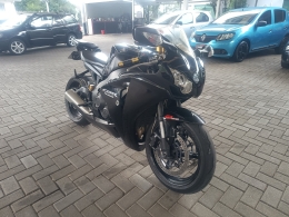 HONDA - CBR 1000RR - 2009/2009 - Preta - R$ 45.900,00