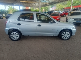 CHEVROLET - CELTA - 2010/2011 - Prata - R$ 28.900,00