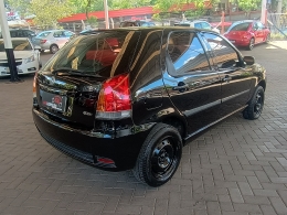 FIAT - PALIO - 2005/2005 - Preta - R$ 25.900,00