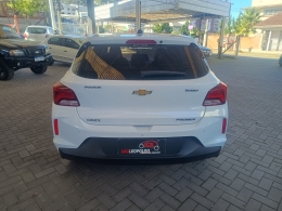 CHEVROLET - ONIX - 2019/2020 - Branca - R$ 75.900,00
