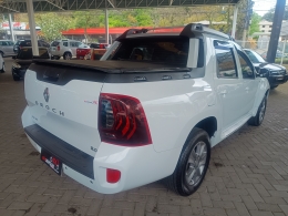 RENAULT - DUSTER OROCH - 2016/2016 - Branca - R$ 69.900,00