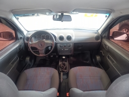 CHEVROLET - CELTA - 2010/2010 - Branca - R$ 21.900,00