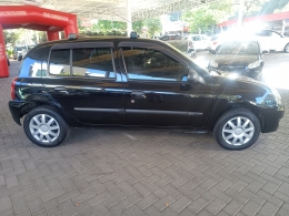 RENAULT - CLIO - 2012/2012 - Preta - R$ 27.900,00