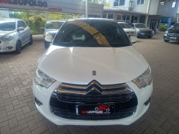 CITROËN - DS4 - 2012/2013 - Branca - R$ 48.900,00