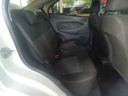 FORD - KA + - 2015/2016 - Branca - R$ 46.900,00
