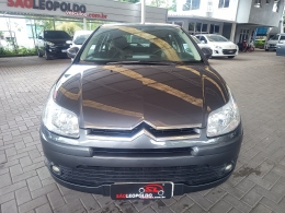 CITROËN - C4 - 2011/2012 - Cinza - R$ 31.900,00