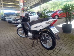 HONDA - BIZ 125 - 2008/2009 - Branca - R$ 7.900,00