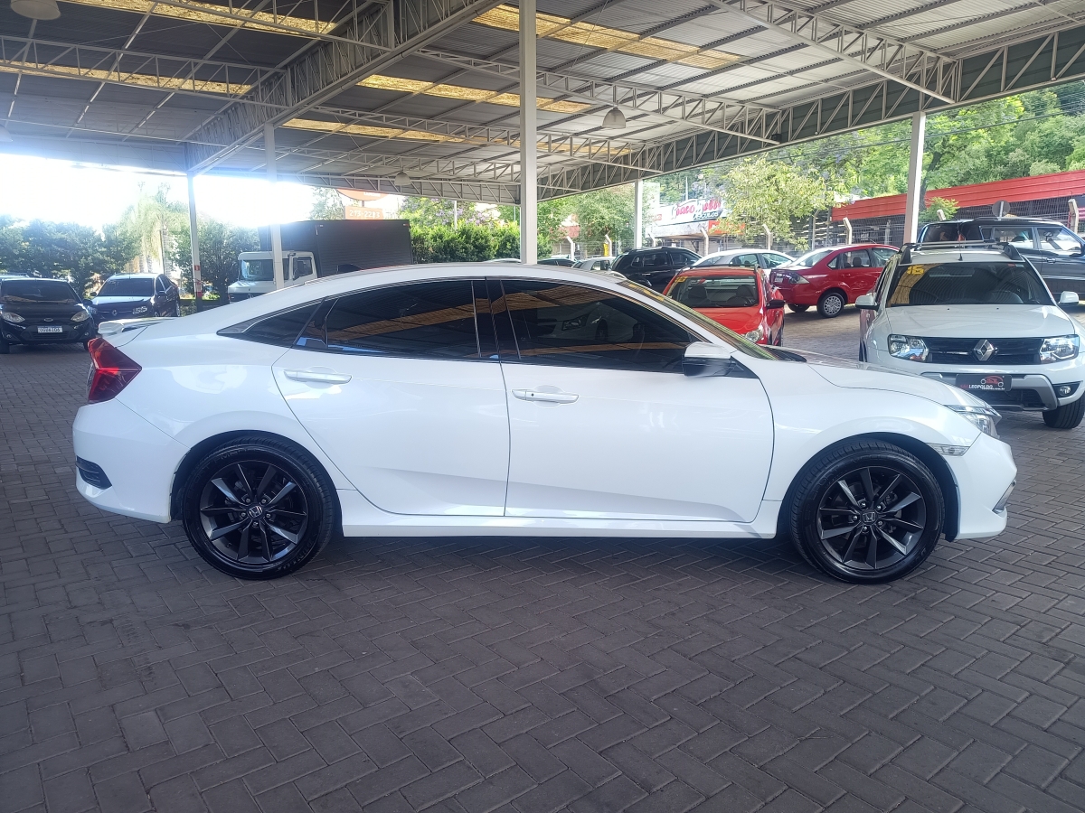HONDA - CIVIC - 2020/2021 - Branca - R$ 135.900,00