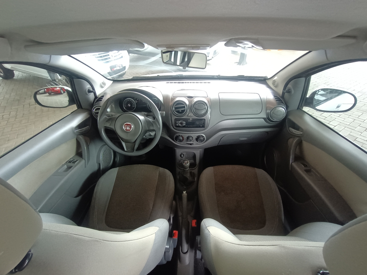 FIAT - PALIO - 2012/2013 - Prata - R$ 39.900,00