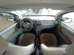 FIAT - PALIO - 2012/2013 - Prata - R$ 39.900,00
