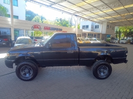 FORD - RANGER - 2008/2009 - Preta - R$ 57.900,00