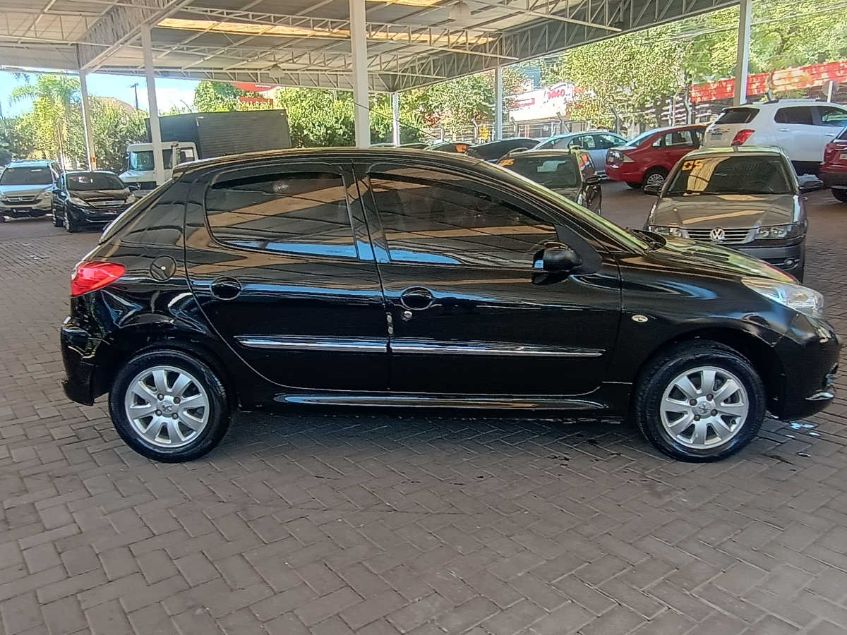 PEUGEOT - 207 - 2011/2012 - Preta - R$ 18.900,00