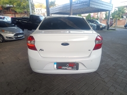 FORD - KA + - 2015/2016 - Branca - R$ 46.900,00