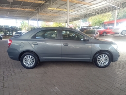 CHEVROLET - COBALT - 2012/2012 - Cinza - R$ 36.900,00