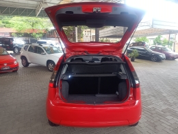 FORD - FIESTA - 2012/2013 - Vermelha - R$ 33.900,00