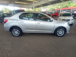 RENAULT - LOGAN - 2015/2015 - Prata - R$ 41.900,00