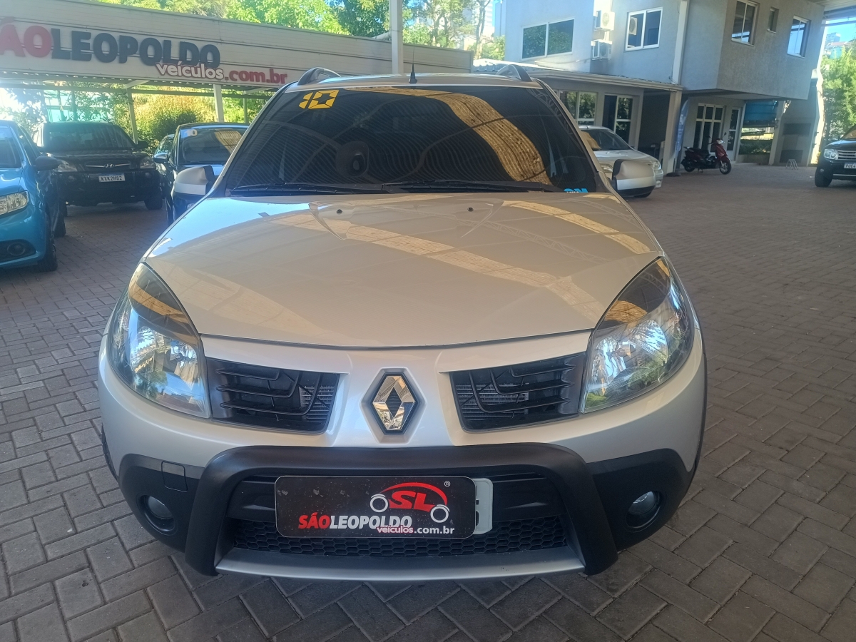 RENAULT - SANDERO - 2009/2010 - Prata - R$ 35.900,00