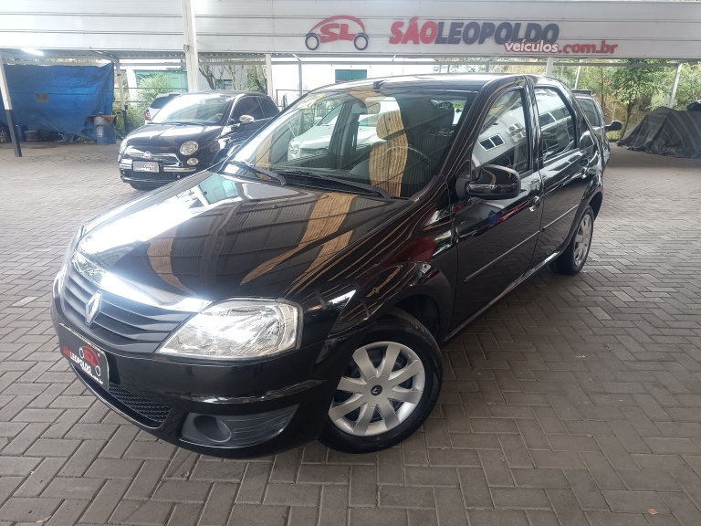 RENAULT - LOGAN - 2013/2013 - Preta - R$ 33.900,00