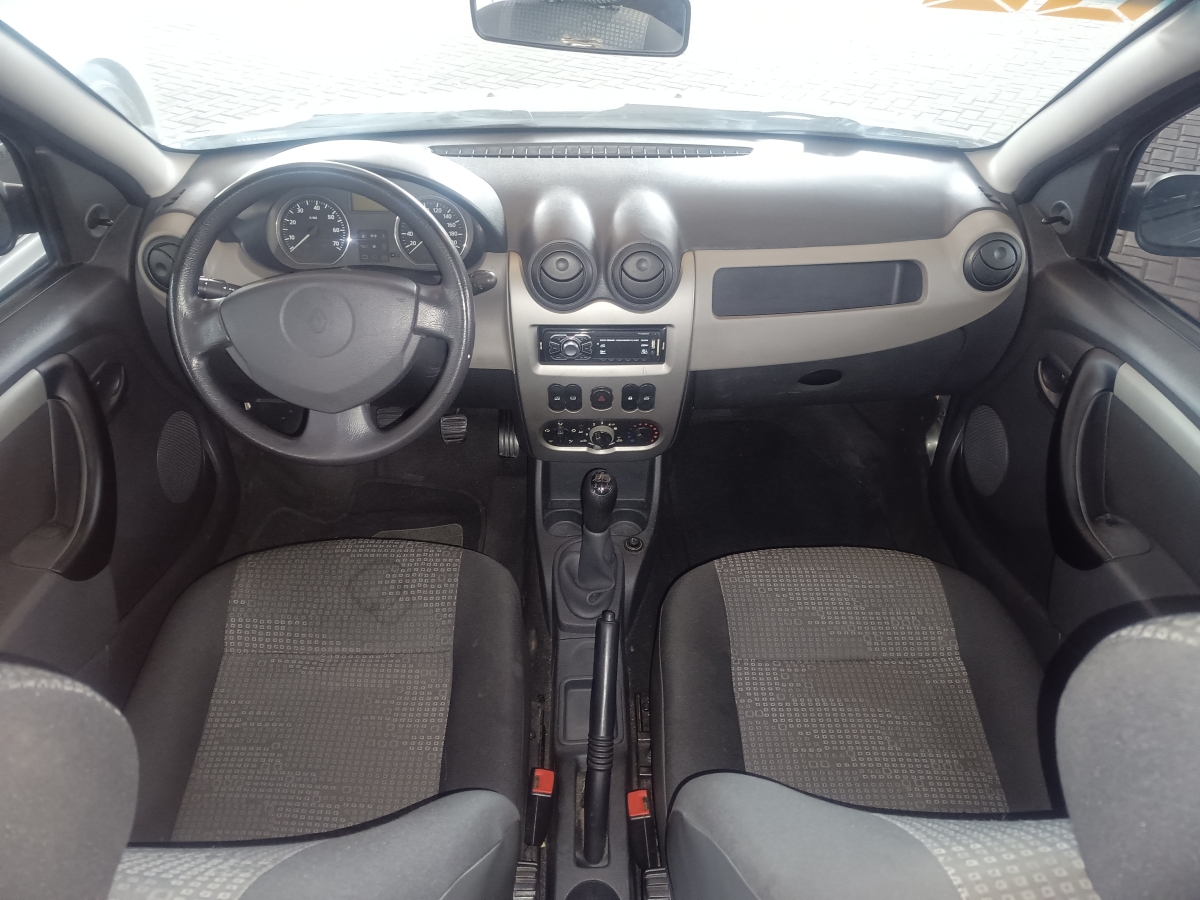 FORD - FIESTA - 2012/2013 - Vermelha - R$ 33.900,00