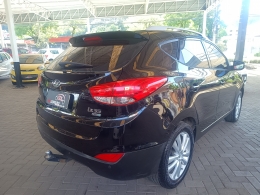 HYUNDAI - IX35 - 2011/2012 - Preta - R$ 63.900,00