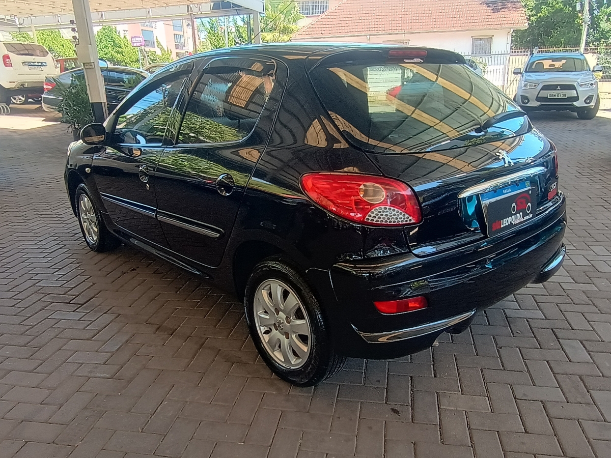 PEUGEOT - 207 - 2011/2012 - Preta - R$ 18.900,00