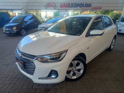 CHEVROLET - ONIX - 2019/2020 - Branca - R$ 75.900,00