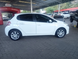 PEUGEOT - 208 - 2014/2014 - Branca - R$ 41.900,00
