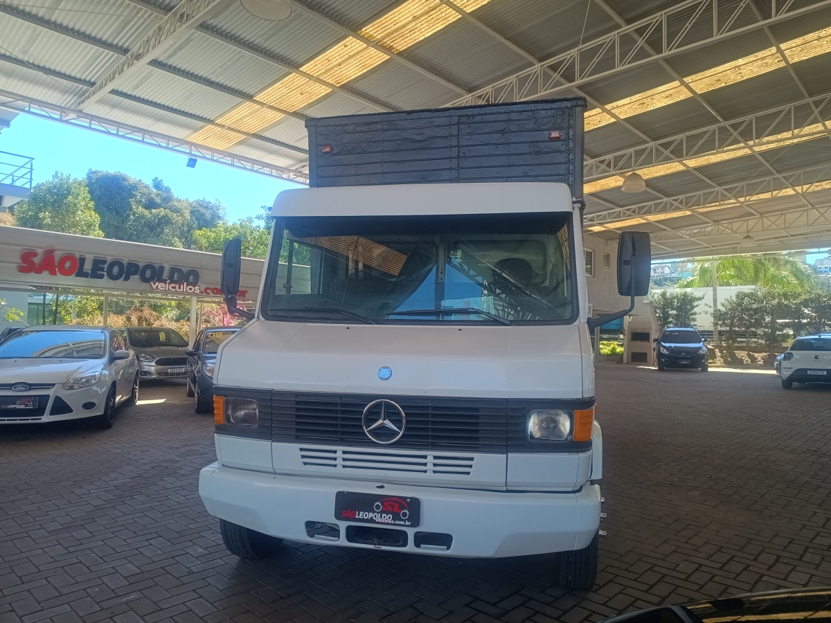 MERCEDES-BENZ - 710 (DIESEL) - 2000/2000 - Branca - R$ 120.000,00