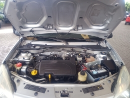 RENAULT - SANDERO - 2010/2011 - Prata - R$ 27.900,00