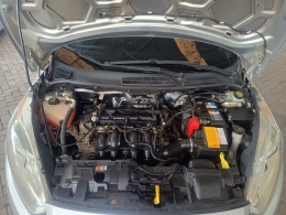FORD - FIESTA - 2014/2014 - Prata - R$ 45.900,00
