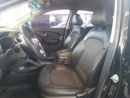 HYUNDAI - IX35 - 2011/2012 - Preta - R$ 63.900,00