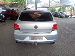 VOLKSWAGEN - GOL - 2013/2014 - Prata - R$ 37.900,00
