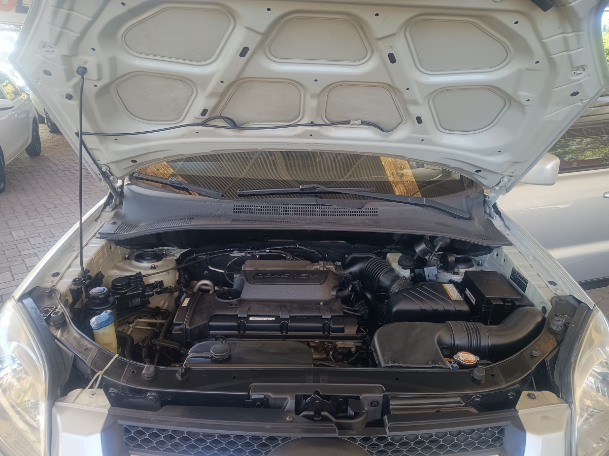 KIA MOTORS - SPORTAGE - 2008/2009 - Prata - R$ 40.900,00