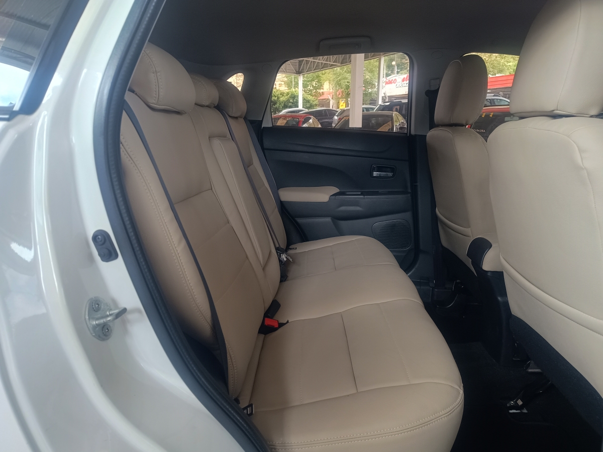 MITSUBISHI - ASX - 2012/2013 - Branca - R$ 63.900,00