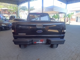 FORD - RANGER - 2008/2009 - Preta - R$ 57.900,00