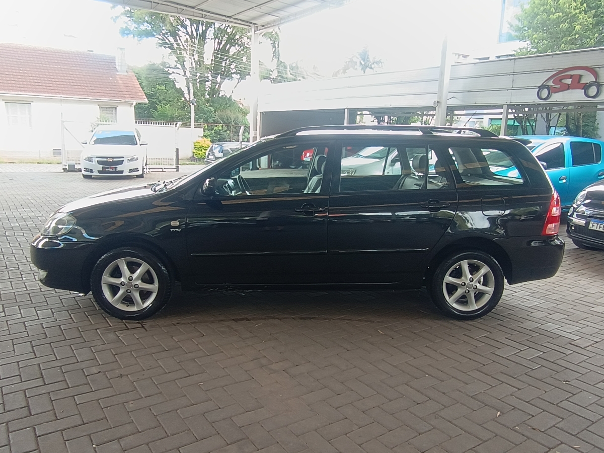 TOYOTA - FIELDER - 2006/2006 - Preta - R$ 40.900,00
