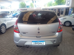 RENAULT - SANDERO - 2010/2011 - Prata - R$ 27.900,00
