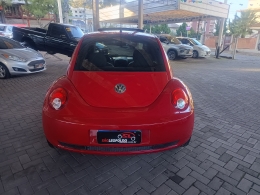 VOLKSWAGEN - NEW BEETLE - 2007/2008 - Vermelha - R$ 49.900,00