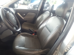 RENAULT - LOGAN - 2015/2015 - Prata - R$ 41.900,00