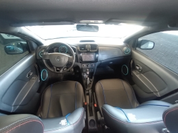 RENAULT - SANDERO - 2018/2019 - Prata - R$ 43.900,00