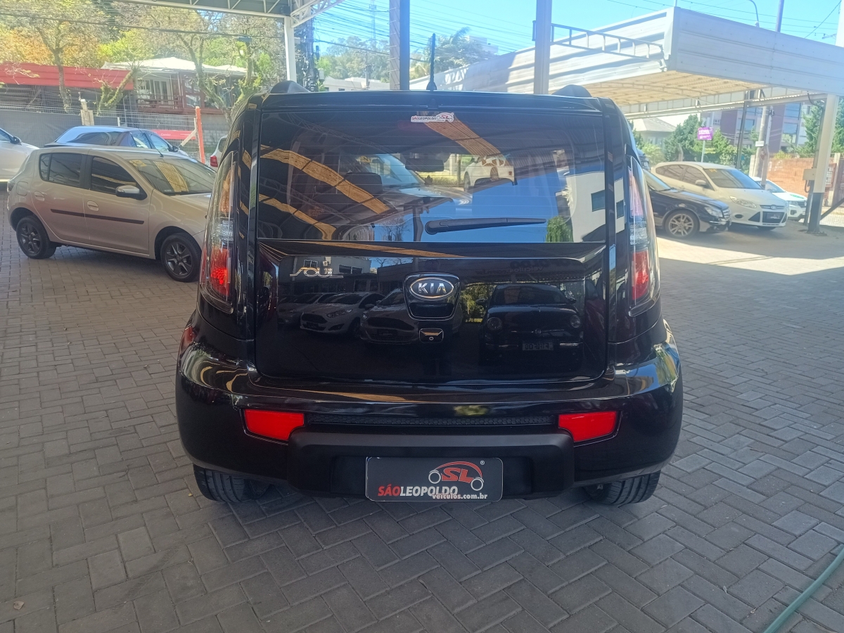 KIA MOTORS - SOUL - 2010/2010 - Preta - R$ 41.900,00
