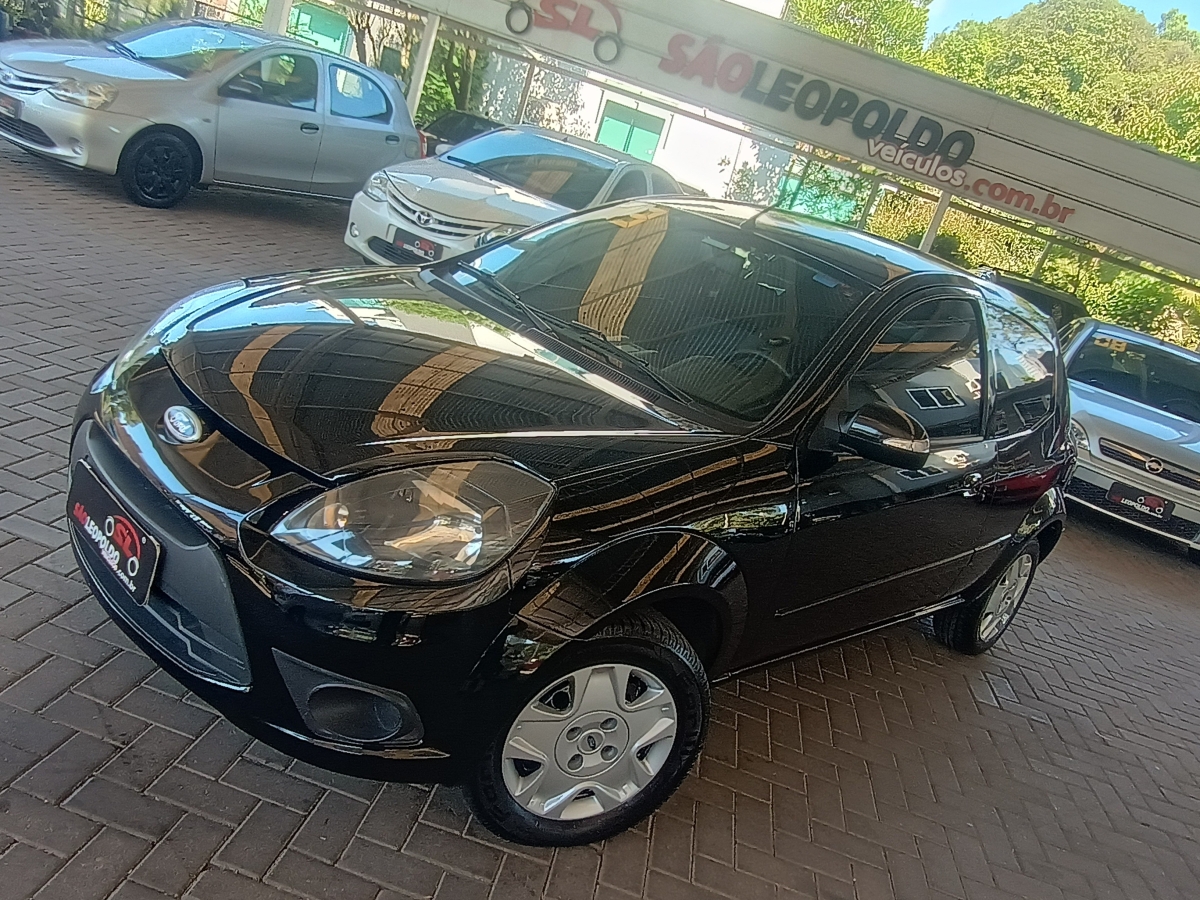 FORD - KA - 2012/2013 - Preta - R$ 29.900,00