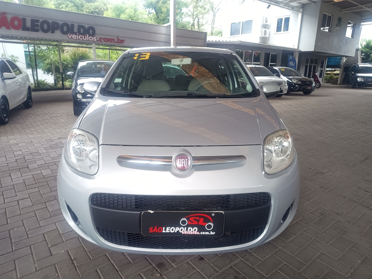 FIAT - PALIO - 2012/2013 - Prata - R$ 39.900,00