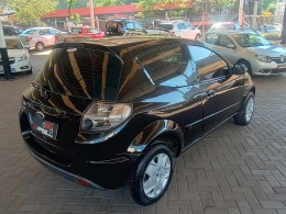 FORD - KA - 2012/2013 - Preta - R$ 29.900,00
