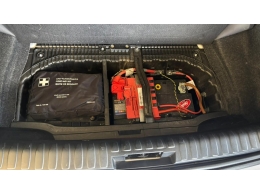 BMW - 118I - 2011/2011 - Prata - R$ 56.900,00